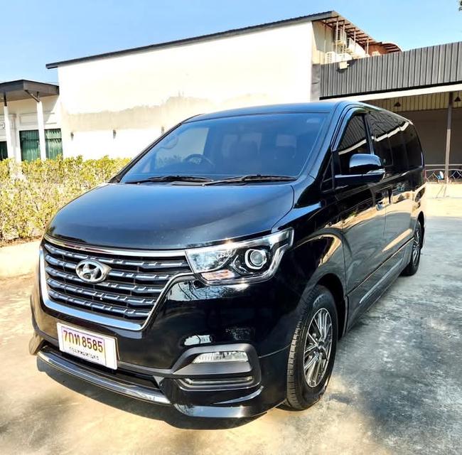 ปล่อยขายด่วน HYUNDAI H-1