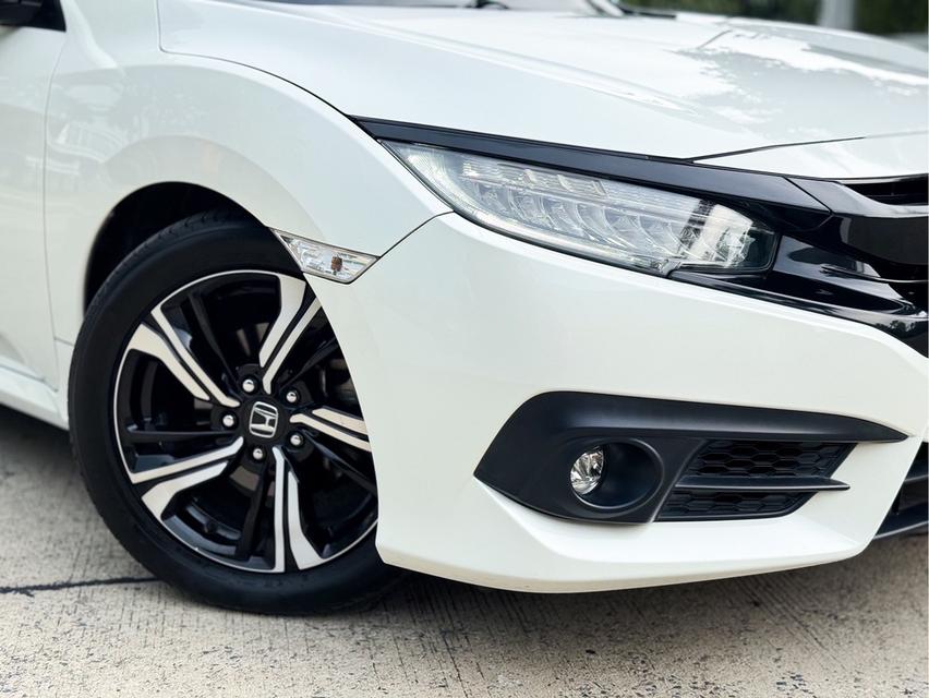 รหัสรถ AVA4561 🏆 HONDA CIVIC FC 1.5 Turbo RS ปี 2018 ตัว To 7