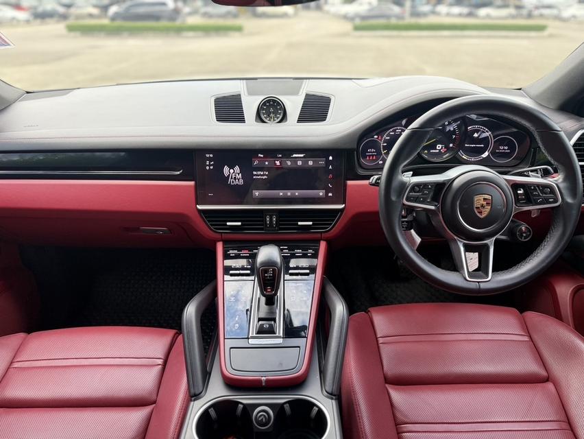 Porsche Cayenne Coupe E -Hybrid 3