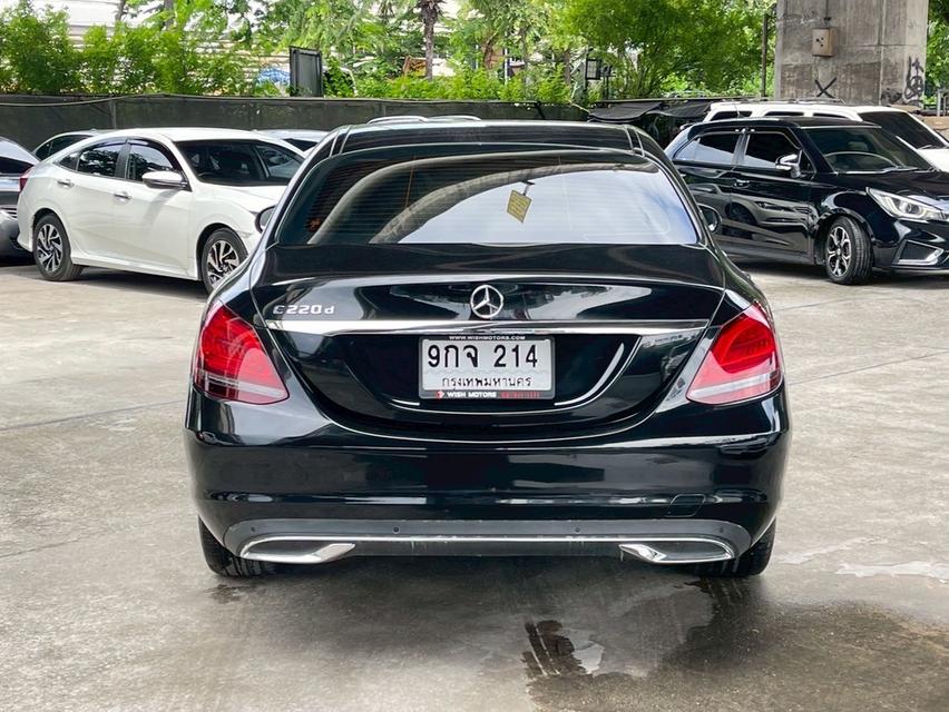 Benz C220d ปี19 5