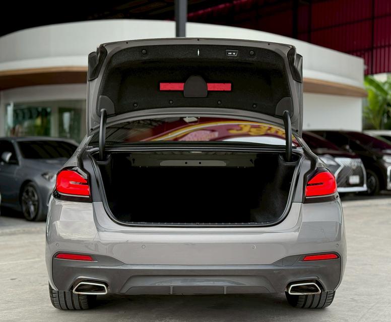 BMW SERIES 5 520d M SPORT 2021  19