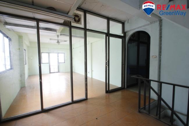 อาคารพาณิชย์สิวารัตน์3 เพชรเกษมพุทธมณฑลสาย5 หน้าโครงการ ถนนเมน ค้าขาย ทำออฟฟิศได้ 2ห้องมุม 4ชั้น ต่อเติมแล้ว 13