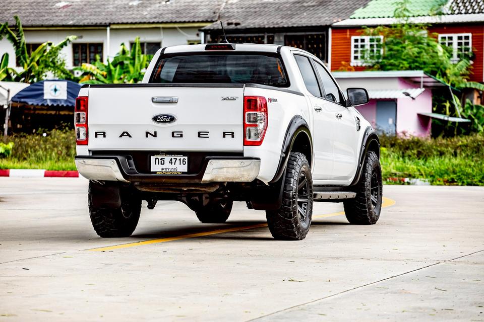 Ford Ranger 2.2 XLT Hi-Lander Double Cab ปี 2019 สีขาว มือเดียวป้ายแดง 7