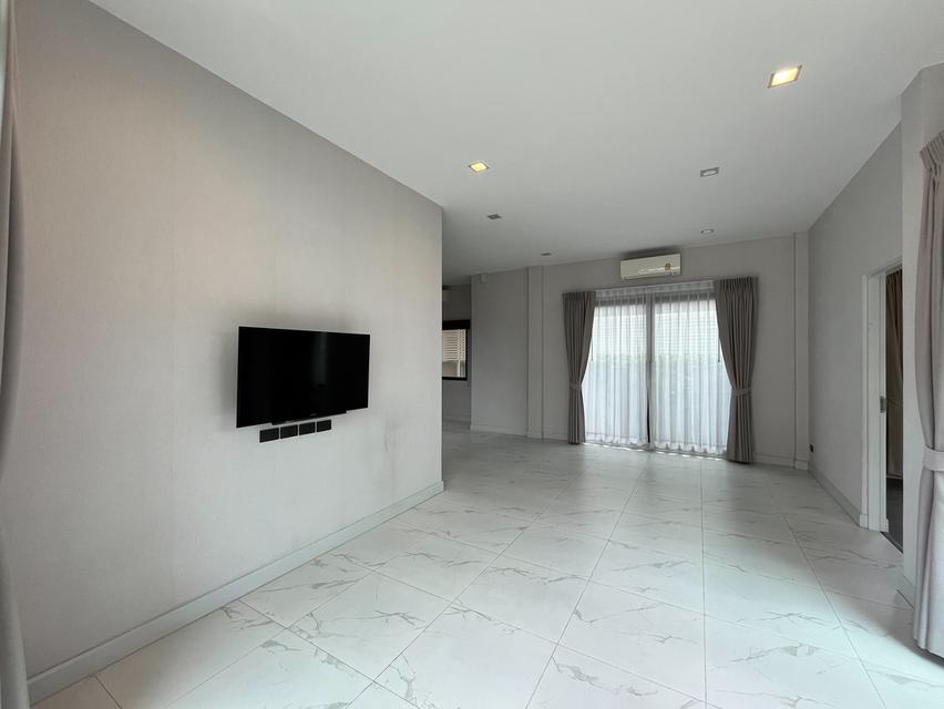 บ้านเดี่ยว "หลังมุม" ตกแต่งใหม่ทั้งหลัง! บางกอก บูเลอวาร์ด พระราม 5 (Bangkok Boulevard Rama 5) ใกล้ถนนนครอินทร์ และ ร.ร.เด่นหล้า พระราม 5