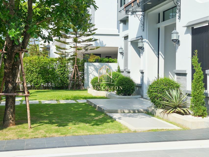 Luxury House For Sale or Rent Nantawan Rama 9 – New KrungthepKreetha 18