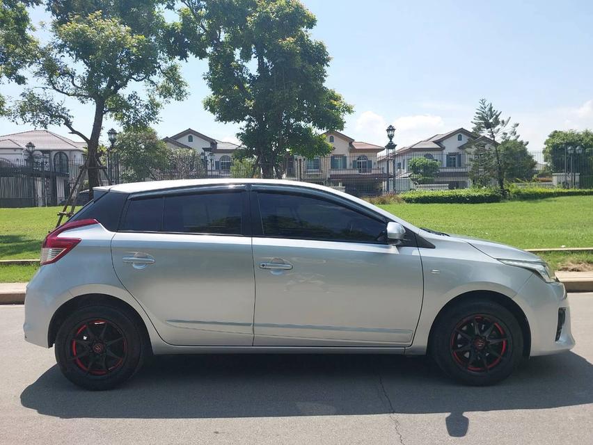 Toyota yaris 1.2 J 2014 รถมือเดียว ไม่เคยมีชน รูปที่ 10