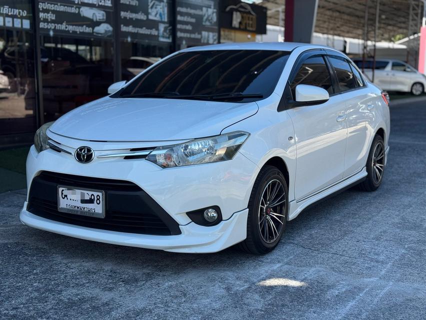 TOYOTA SOLUNA VIOS 1.5 J  ปี2015. สีขาว เกียรออโต้ 
