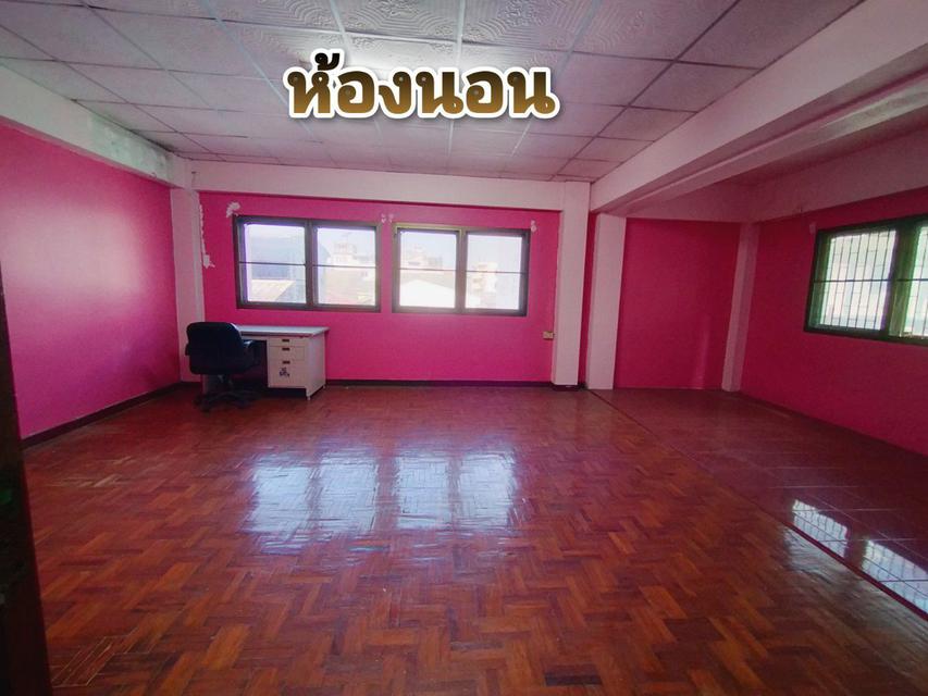 ขายตึกแถว 4 ชั้น ซอยจรัญสนิทวงศ์ 44 ใกล้รถไฟฟ้าสถานีบางยี่ขันเพียง 200 เมตร