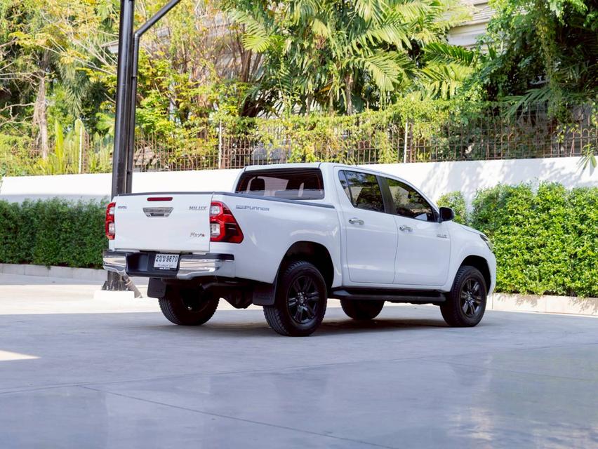 Toyota Revo 2.4 MID Prerunner จดปี 2021 7