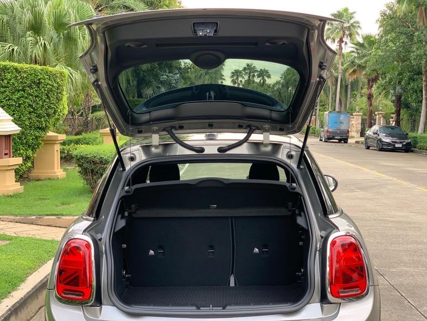 2019 MINI COOPER 2.0 S 5-TURER RHD รหัส PJP1966  14