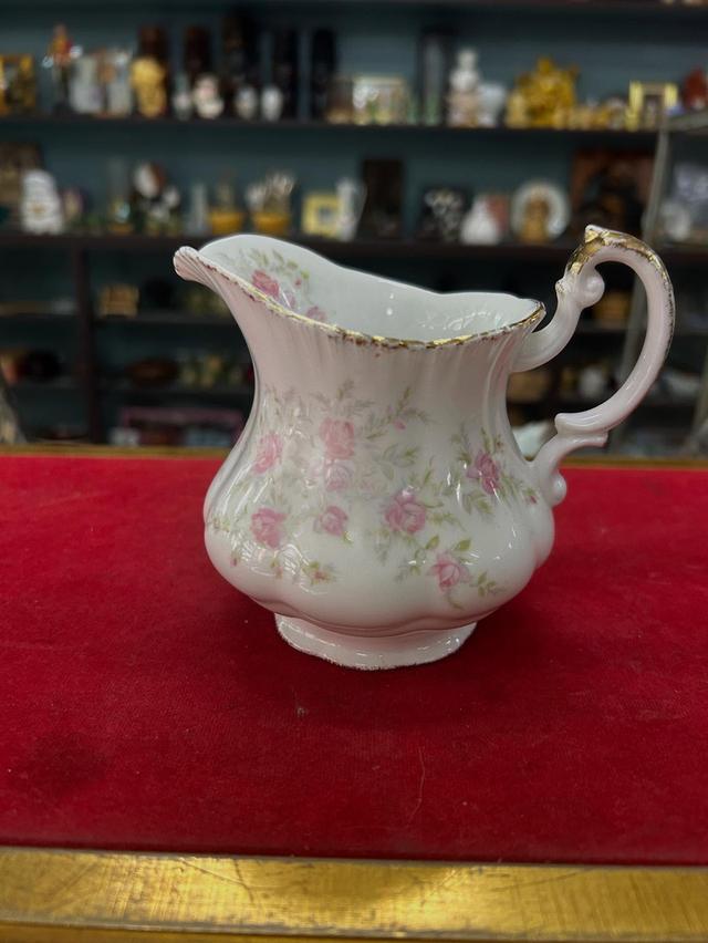 แก้วเทนม porcelain งานยุโรปเก่า Paragon & Royal Albert Victoriana Rose 3