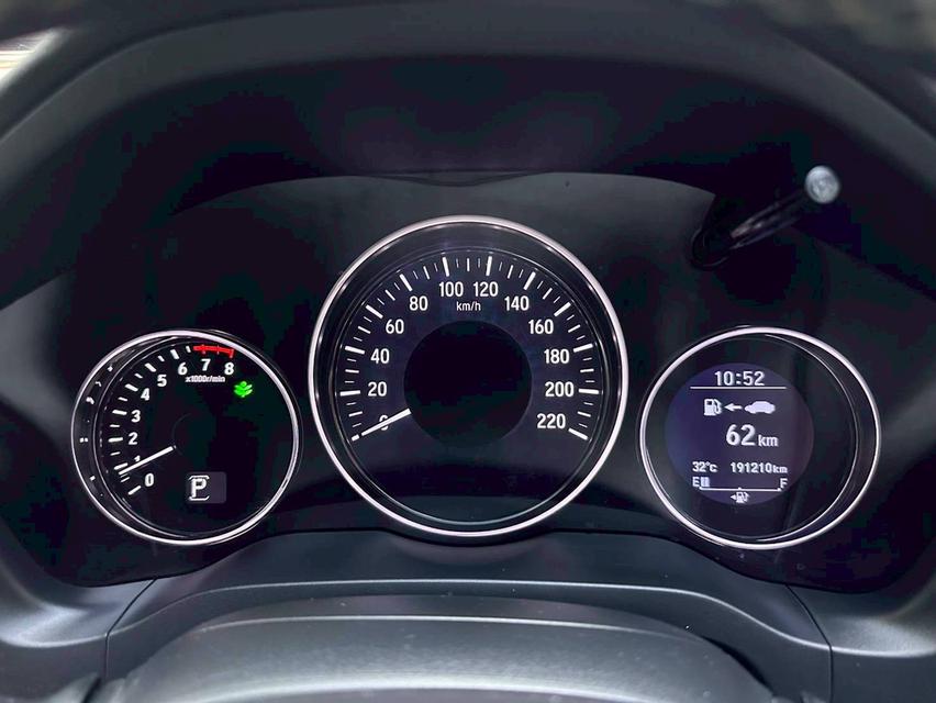 Honda HRV 1.8 RS เกียร์ Auto สีขาวมุก ตัว Top ปี 2019 (MNC) 13