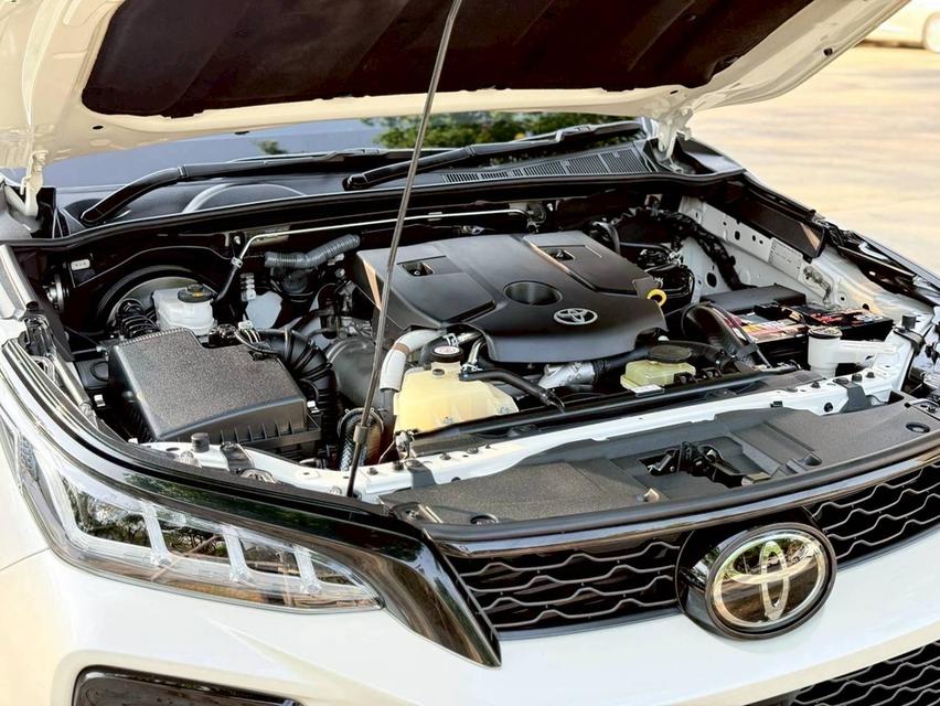 รหัสรถ PR9758 Toyota Fortuner 2.8 GR Sport 4WD Black Top ปี 2022 รูปที่ 16