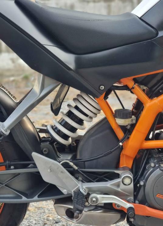 KTM Duke 390 ปี 2016 7