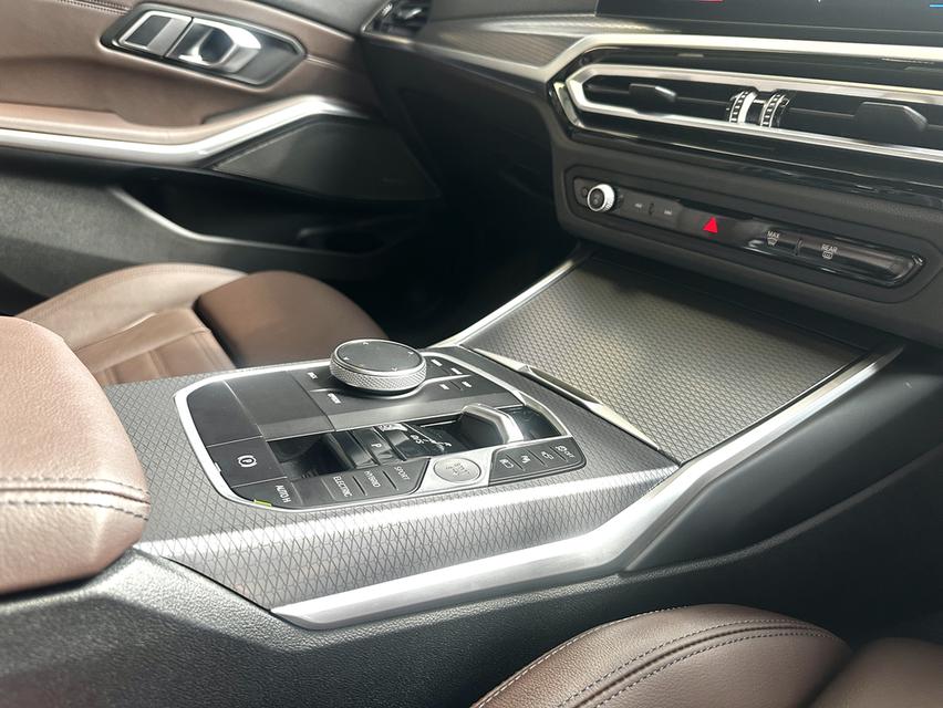BMW 330e Plug-in Hybrid M Sport ปี2024 เลขไมล์ 15,xxx km 9