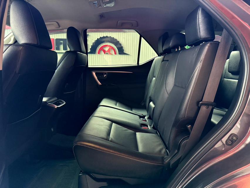 TOYOTA FORTUNER 2.4 V 2WD ปี 2022 รูปที่ 14