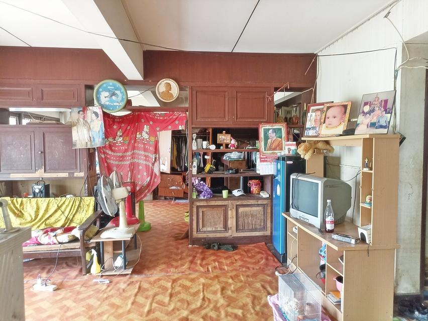ขายที่ดินพร้อมบ้านสวน  5 ไร่ ติดถนนหน้า-หลัง คลองห้า 11