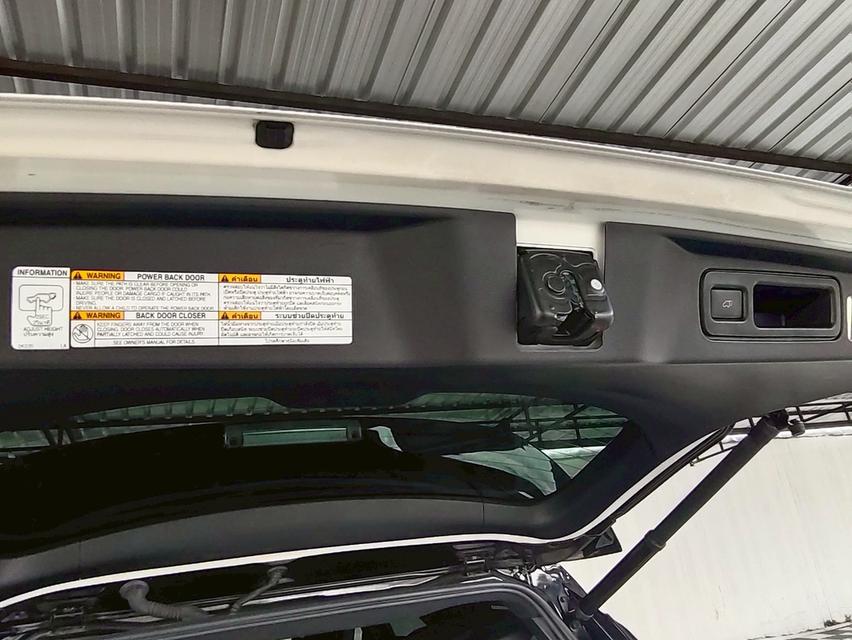  TOYOTA LEGENDER 2.4 V.2WD. ปี 2021 Mile 35,325 km. (1,150,000)  13