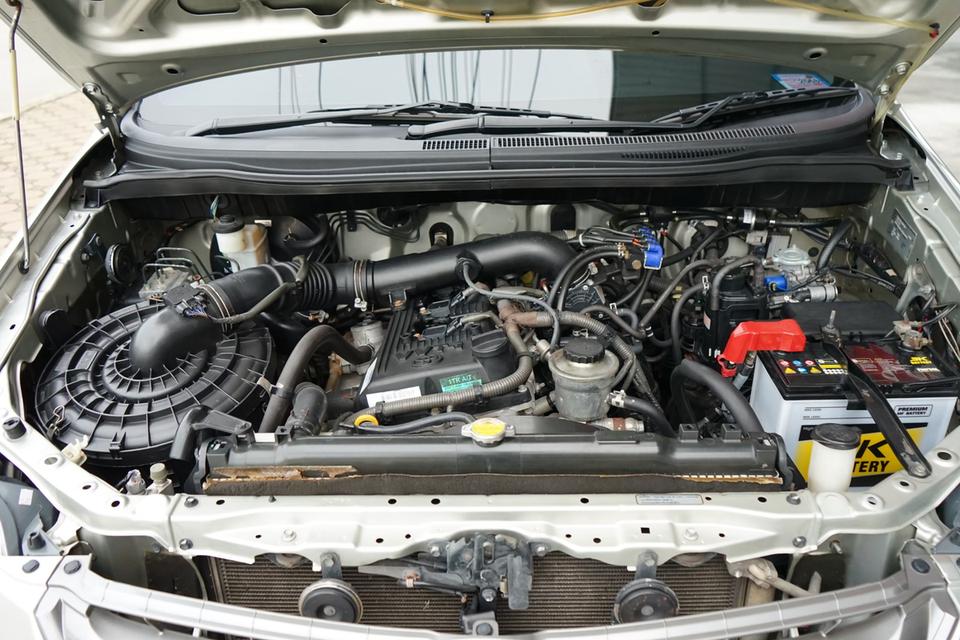 2014 TOYOTA INNOVA 2.0G OPTION 8