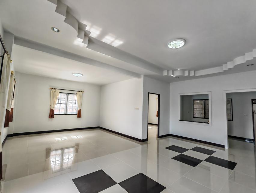 ขายบ้านเดี่ยว 71 ตร.ว. ปรับปรุงใหม่พร้อมอยู่ หมู่บ้านบุญรักษา 2 (ระยอง)