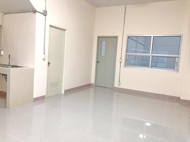 ตลาดสดลีลา 3.9 กม. รร. วัดบ้านไร่ 2.2 กม.ให้เช่าโรงงาน 2 ชั้น 324 ตร.ม.81 ตร;ว. อัสสัมชัญแคมปัส พระราม 2 1.9 กม.พันท้ายน 6