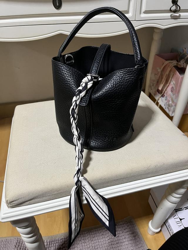 กระเป๋าแฟชั่นแบรนด์ไทย PREM