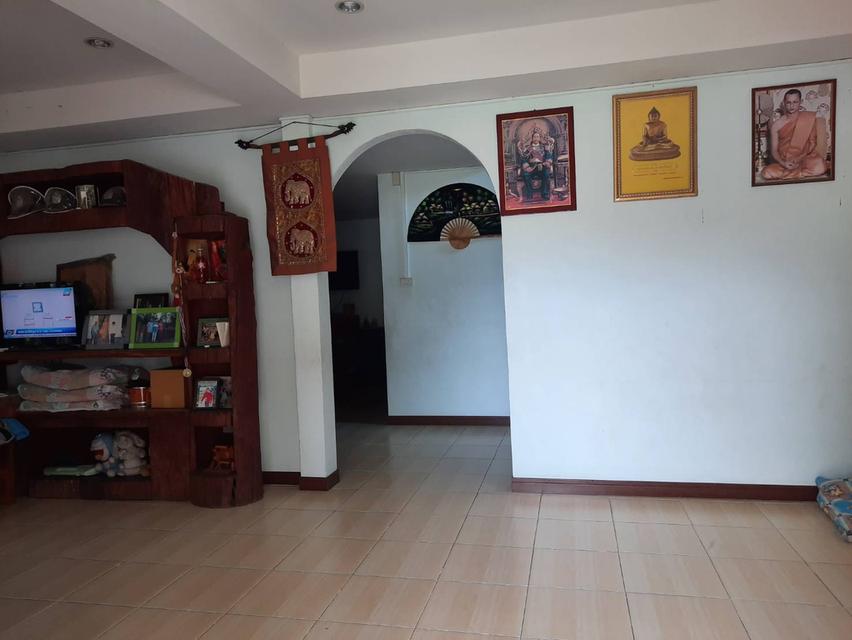 บ้านเดี่ยว สองชั้น พร้อมที่ดิน131 ตรว. 6