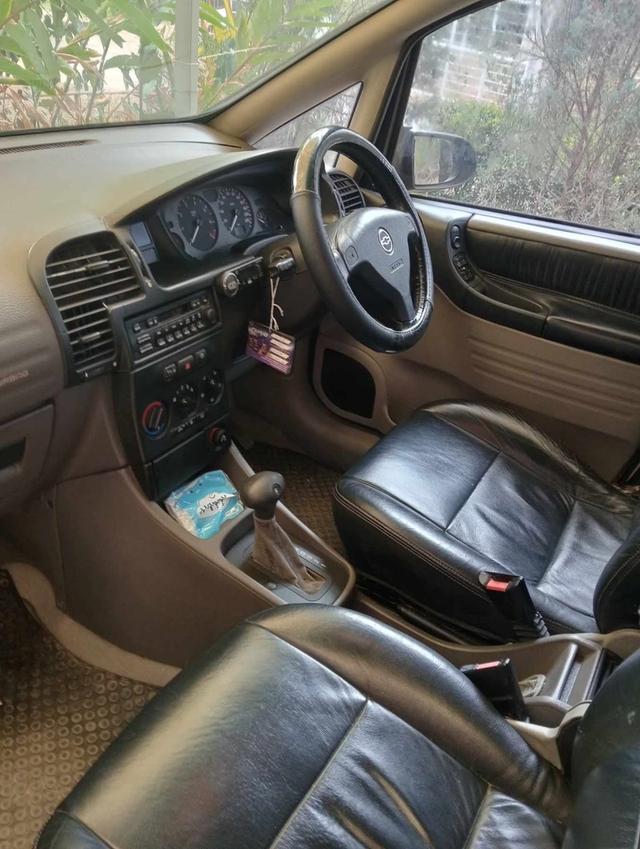 Chevrolet Zafira สีดำ 5