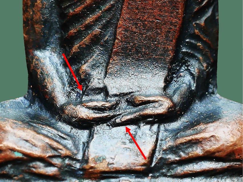 พระรูปปั๊มเหมือน ก้นระฆัง หลวงพ่อพรหม วัดช่องแค ปี 2512....เก่าๆ รูปที่ 8