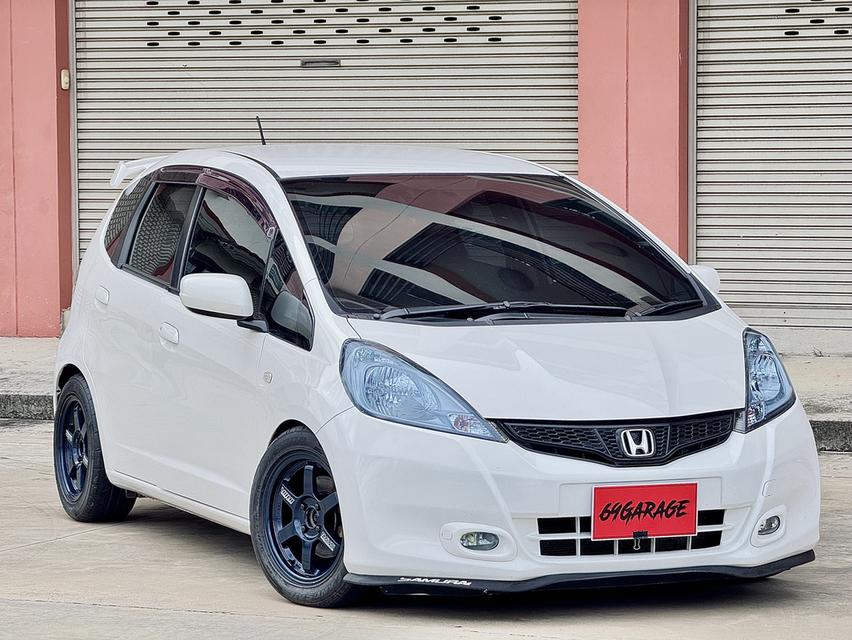 HONDA JAZZ GE 2011 AUTO V IVTEC