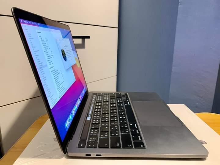 พร้อมขาย MacBook Pro (13.3-inch,2020 Four Thunderbolt 3 ports) Space Gray 3