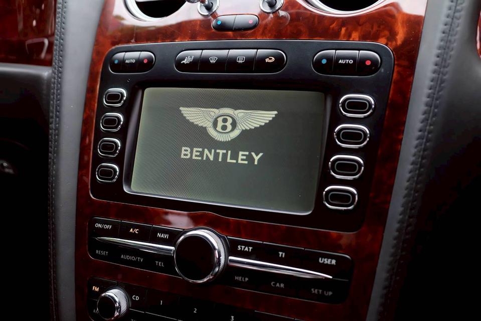 Bentley  Flying Spur 6.0L W12 ปี 2013 รถหรูสมรรถนะเยี่ยม รถสวยใช้น้อย คุ้มๆ 13
