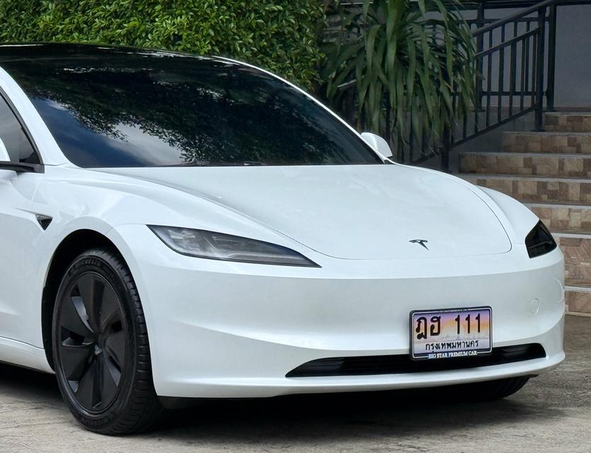 2024 TESLA MODEL 3 รถมือเดียวออกป้ายแดง สภาพป้ายแดง รถวิ่งน้อย เข้าศูนย์ตลอด รถไม่เคยมีอุบัติเหตุครับ รูปที่ 7