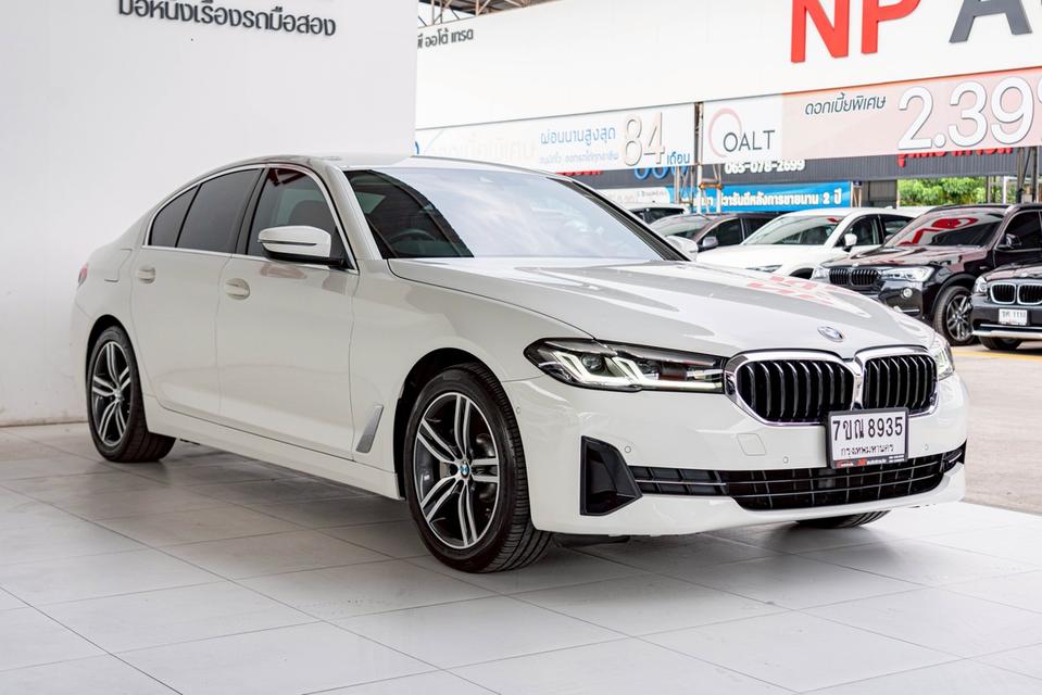 รหัสรถ NP8935 BMW 530e Elite Lciปีรถ : 2021 รูปที่ 5