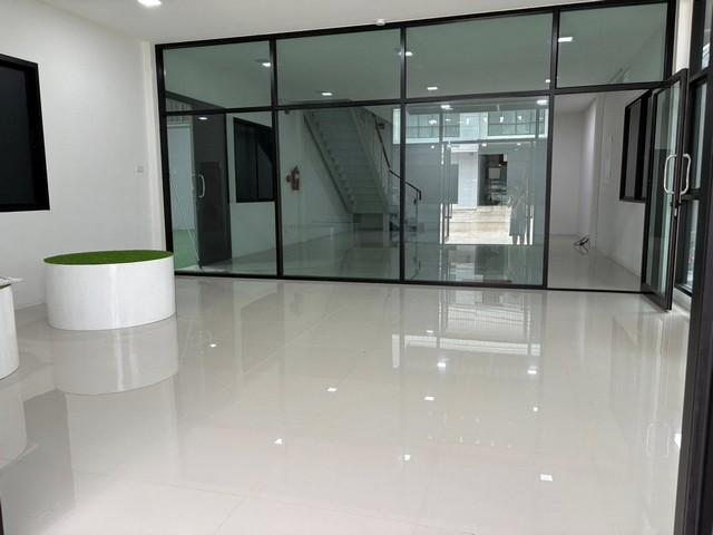 ให้เช่าโกดังใหม่พร้อมออฟฟิศ 504 ตรม. เนื้อที่ 220 ตรว. โครงการ Prime Estate (ไพร์ม เอสเตท) บางนา เทพารักษ์ กม.25 6