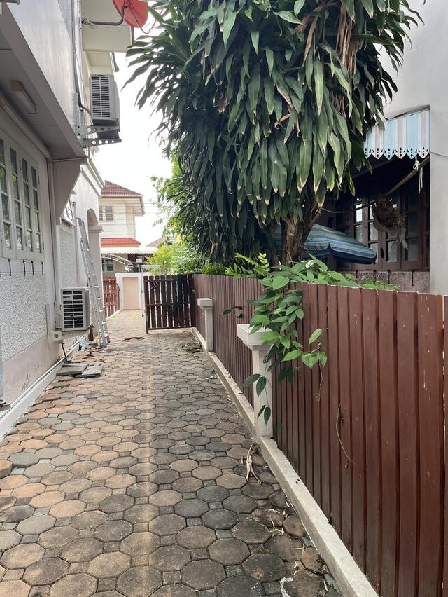 บ้านเดี่ยวสองชั้น หมู่บ้านวรารมย์ 69 3