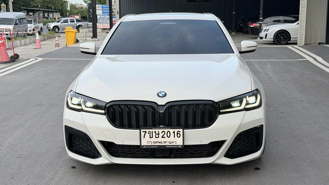 รหัสรถ KPV2016 2021 BMW 530e 2.0 M SPORT LCI รูปที่ 3