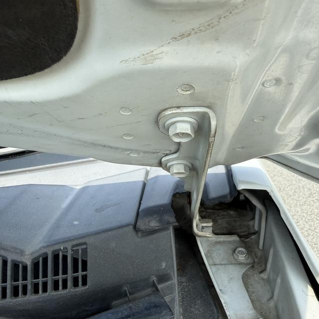 CHEVROLET COLORADO LT 4ประตู 2017 ✅สวย สะอาด น็อตไม่ขยับ ✅สีเดิม ไม่เคยชน ไมล์น้อย ✅คู่มือรถ เล่มสวย พร้อมโอน ขายสดเพียง🔥249,000฿🔥 14