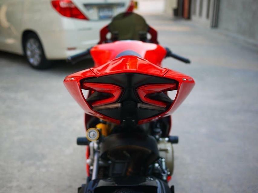 ปล่อยรถ Ducati Panigale 899 2015 2