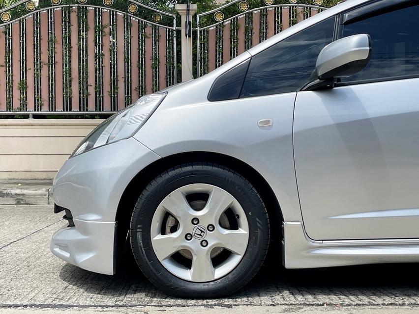 รหัสรถ DWC3291 HONDA JAZZ 1.5 S (โฉมGE) ปี 2010 เกียร์AUTO 6