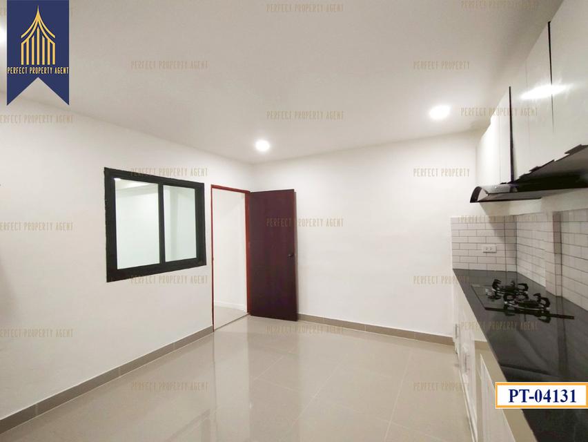 ขาย ทาวน์เฮ้าส์ 2 ชั้น รีโนเวทใหม่ทั้งหลัง สไตล์โมเดริ์นมินิมอล รามคำแหง สะพานสูง กรุงเทพ 12
