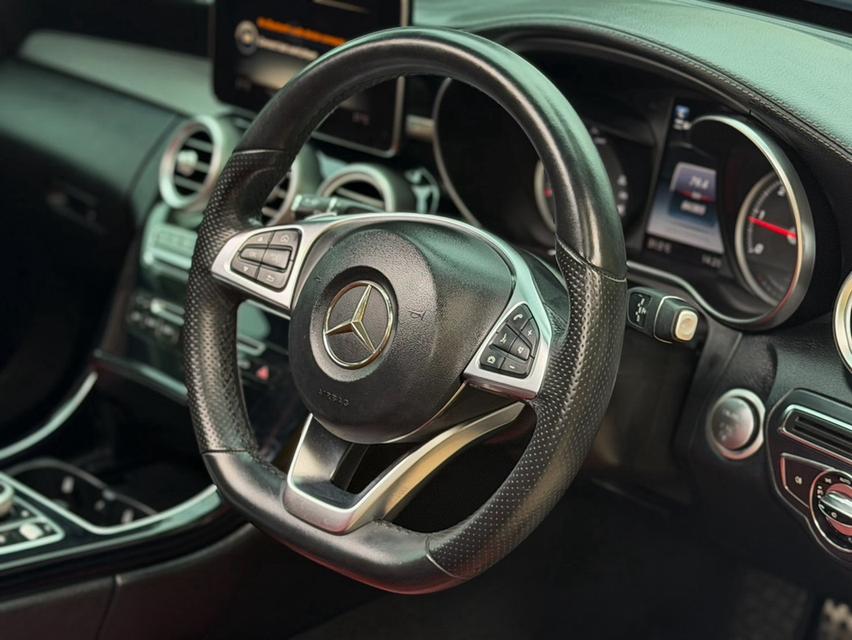 (แจ้งรหัสรถ: AVA6301)🌟 Benz C300 AMG Dynamic W205 ปี 2015  ดีเซล รูปที่ 10