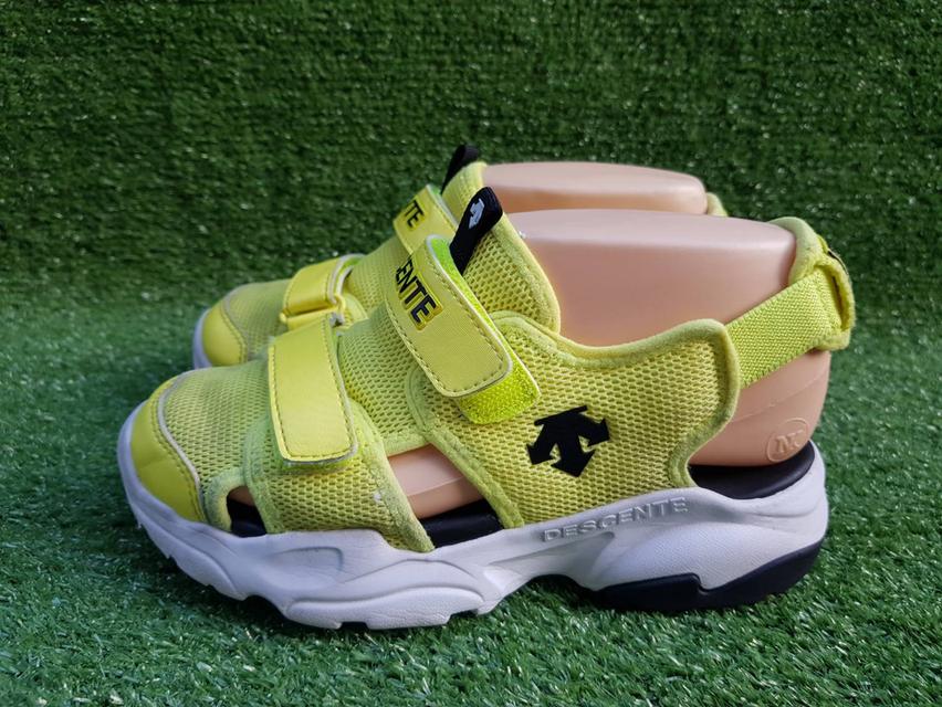 DESCENTE size 34eur 22cm