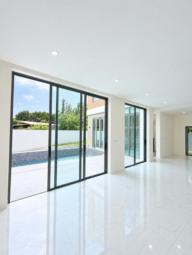 LUXURY VILLA FOR SALE – LAGOON CHALONG 6