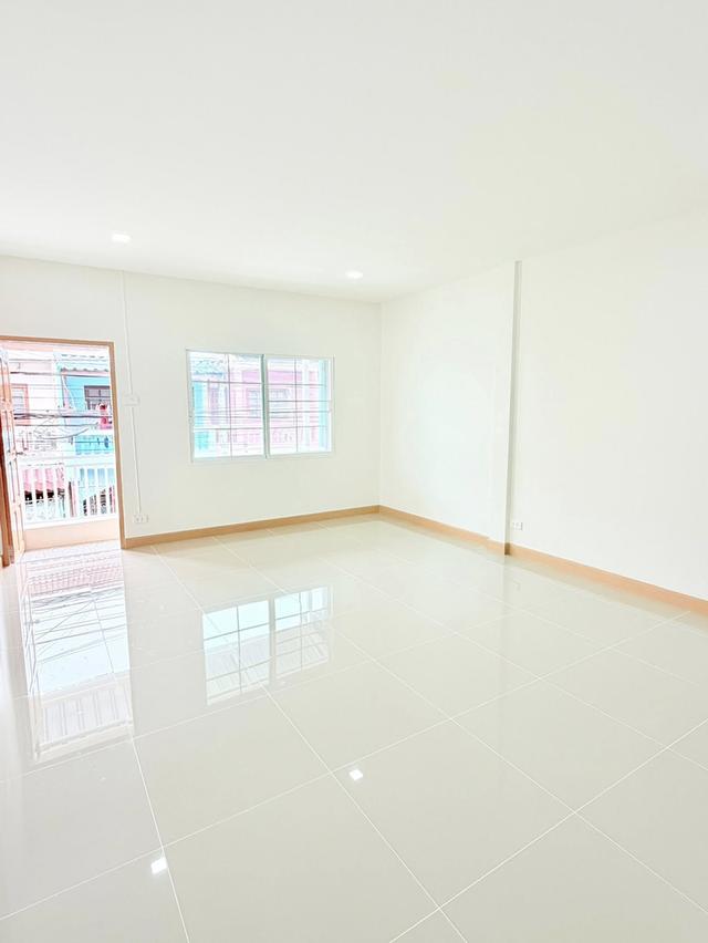 ขายทาวน์เฮาส์ หมู่บ้านแอร์วิลล่า (โทรสอบถามราคา) 3