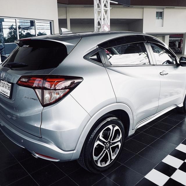 รหัสรถ KCY9798 HONDA HRV 1.8E LIMITED AUTO ปี 2018 รูปที่ 6