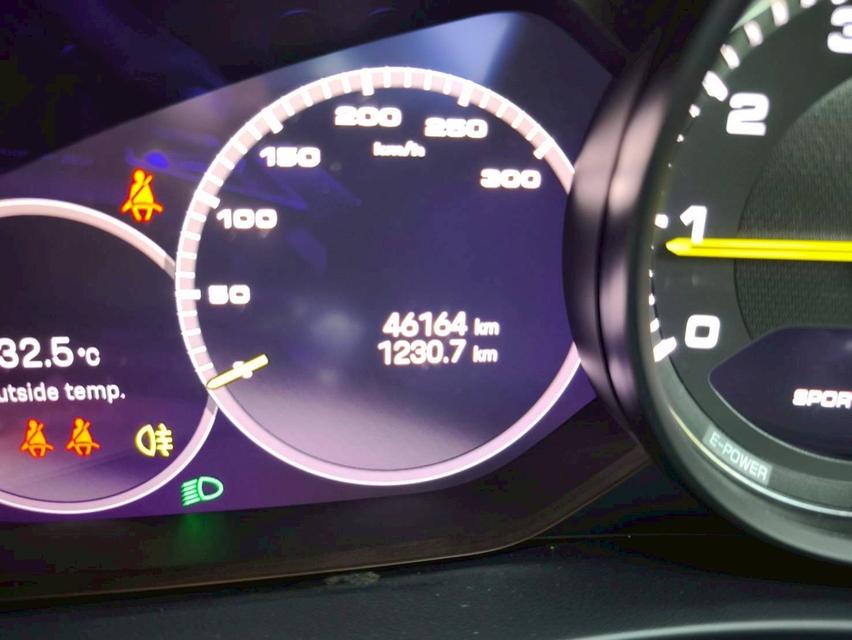 รหัสรถ KPV53 2022 PORSCHE PANAMERA 2.9 HYBRID  4E-HYBRID 8