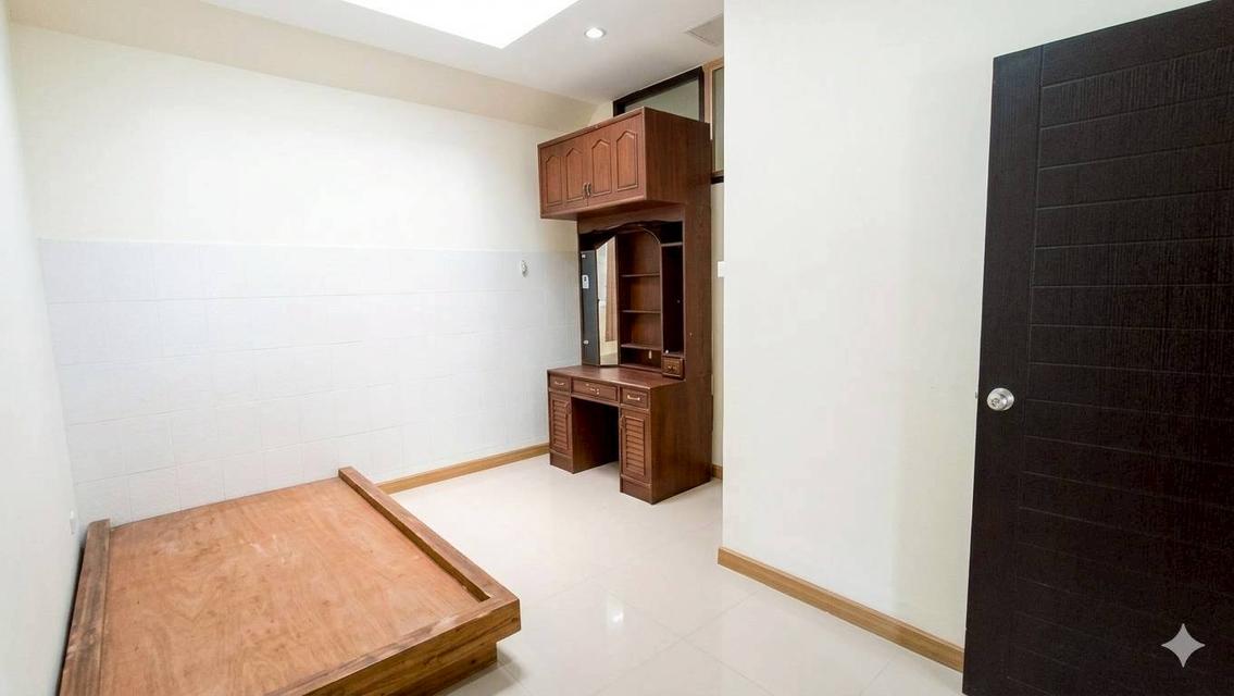 🏠 หลังใหญ่สะใจ! ขายบ้านเดี่ยว AC House 1 หมู่บ้าน​ เอ​ ซี​ เฮ้าส์​ 1 ลำลูกกา คลอง 4 ปทุมธานีต่อเติมเต็มพื้นที่ 220 ตร.ม. ในราคาแค่ 3 ล้านต้น!  🥰🤗 7