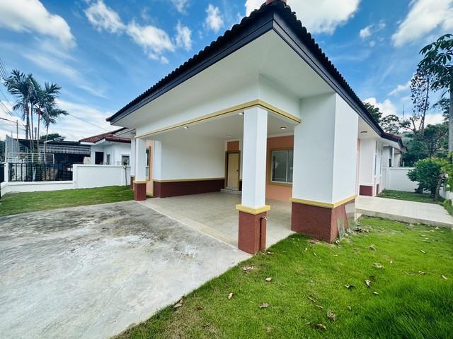 For Sales : Thalang, 2-story townhouse, 3 Bedrooms, 3 Bathrooms 2