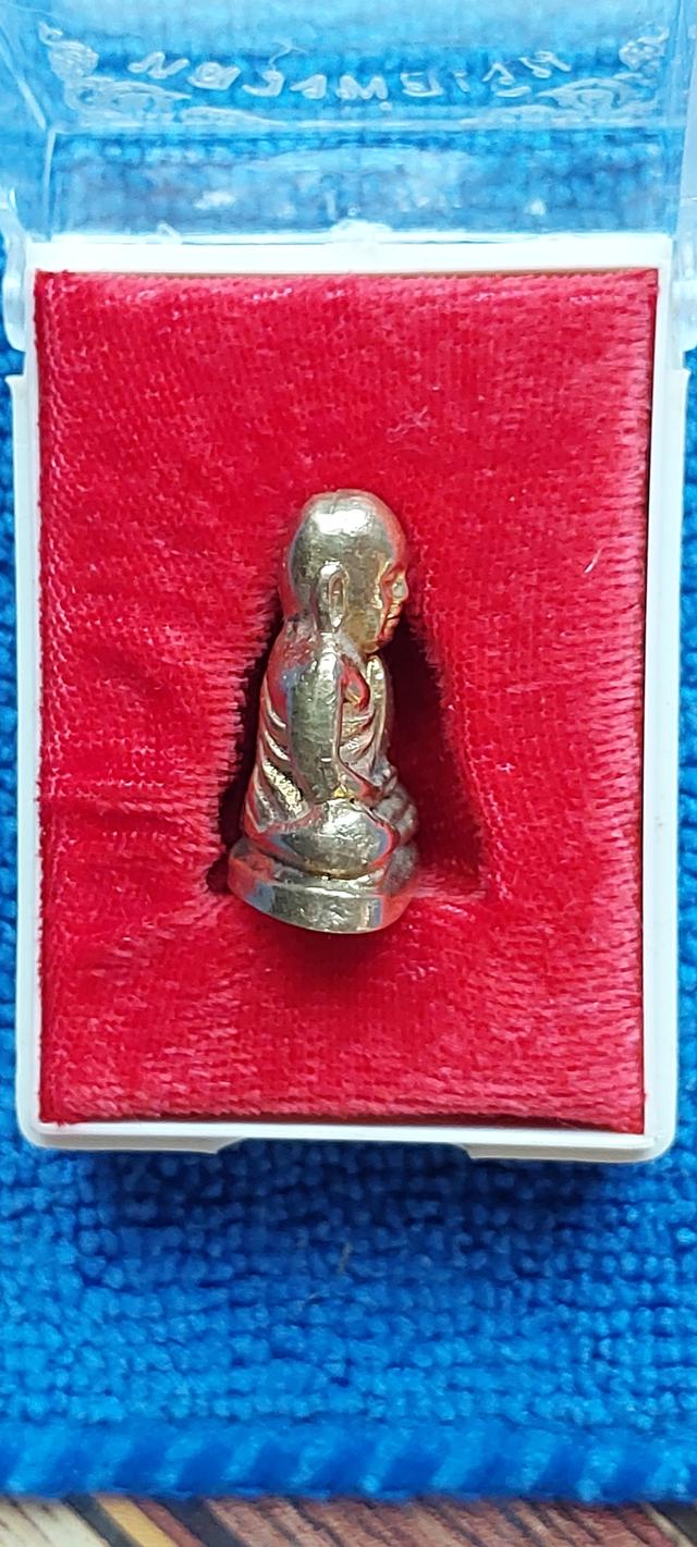 รูปหล่อหลวงพ่อเงินวัดบางคลานพิจิตร รูปย่อยที่ 4